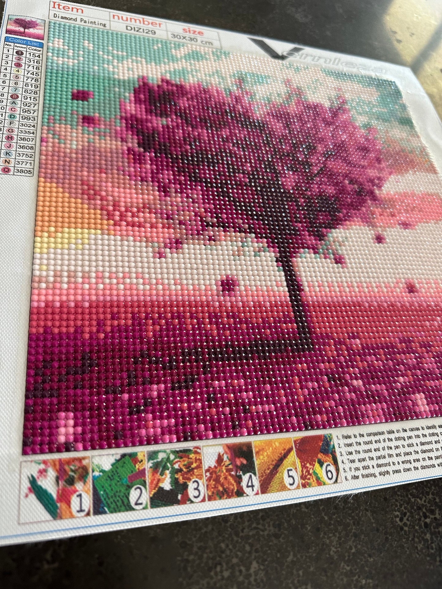 Pink Heart-Shaped Tree - Diamond Art