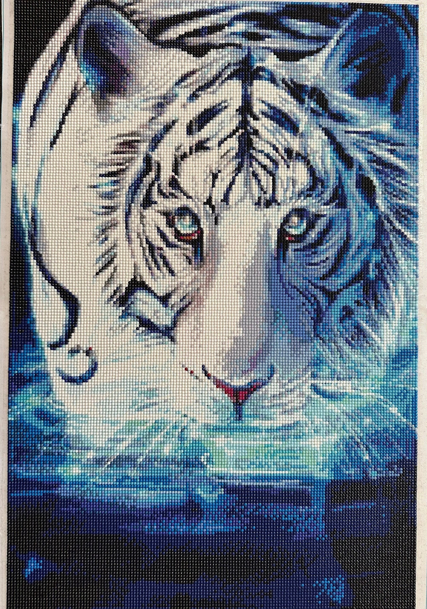 White Tiger in Crystal Waters - Diamond Art